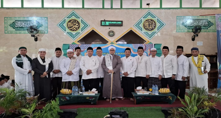 TASYAKUR DAN DOA BERSAMA Milad MTsN 31 Jakarta Timur ke - 15 Islamic boarding School ke – 17